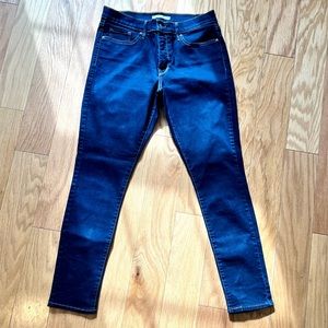 Levi’s 311 Shaping Skinny Jeans, Size 32, in Darkest Sky blue